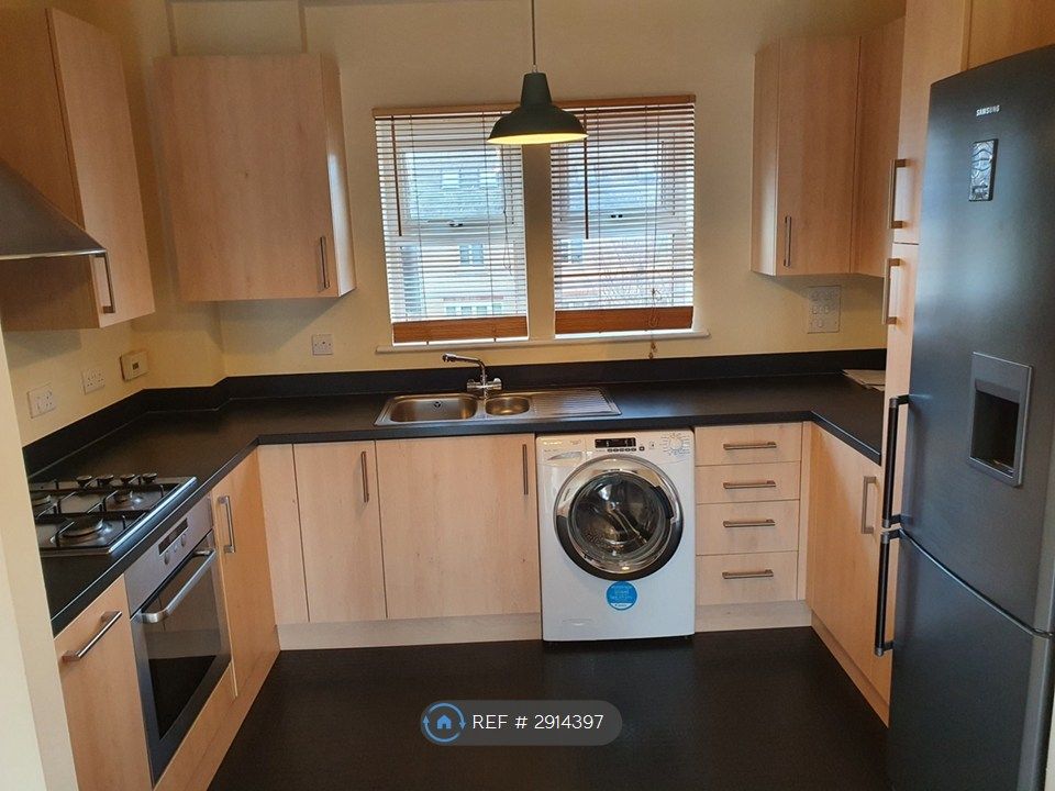 Property photo 2 of 10 Open Plan Kitchen
