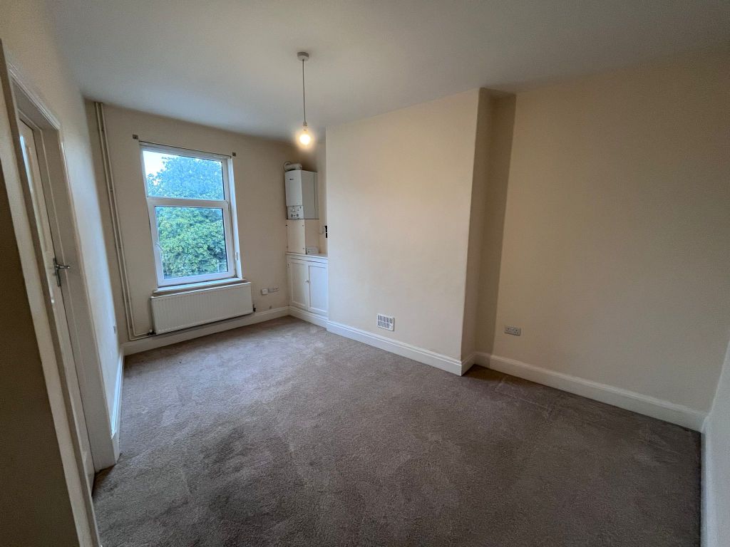 Property photo 3 of 9 Dining Room