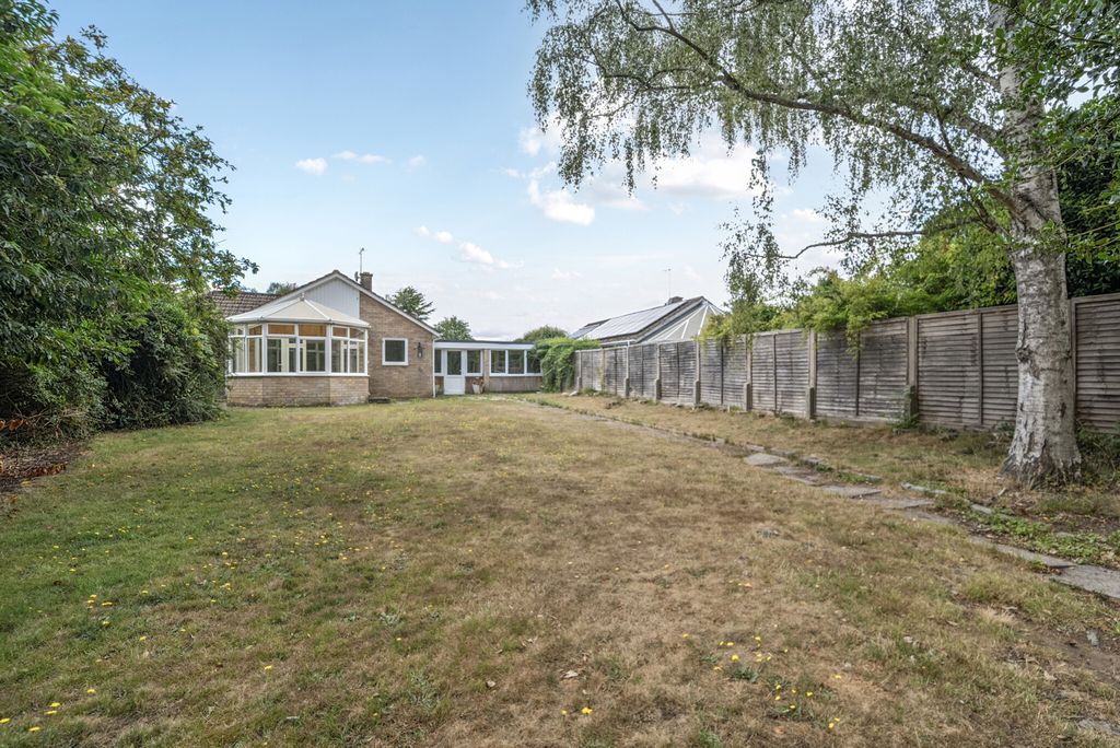 Property photo 2 of 20 1319296-23-687E1E...