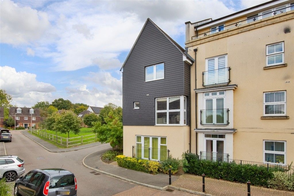 Property photo 1 of 9 Front Elevation