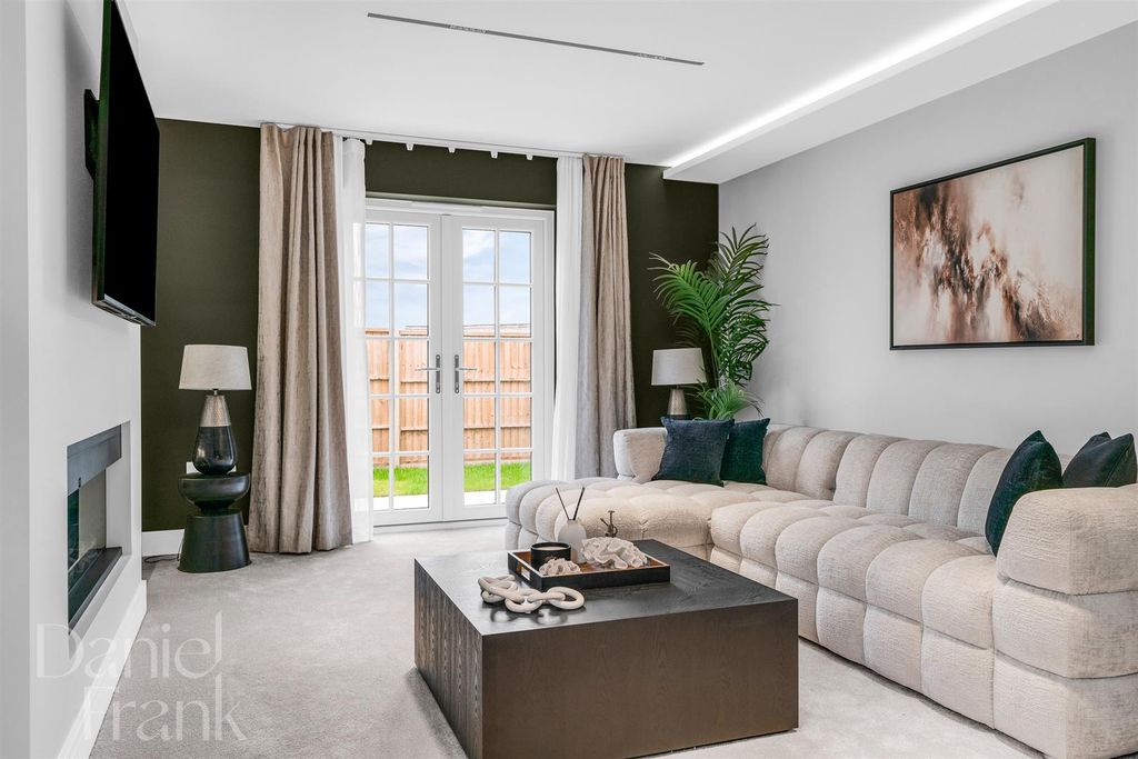 Property photo 3 of 40