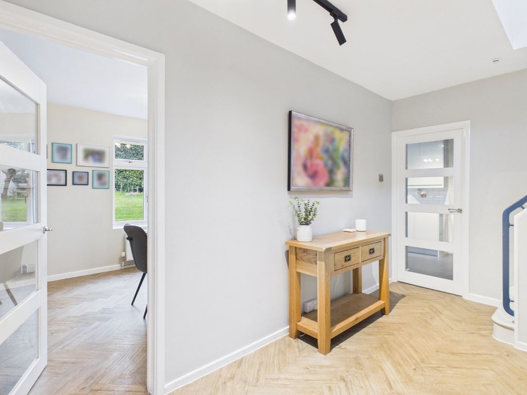 Property photo 2 of 22 Hall