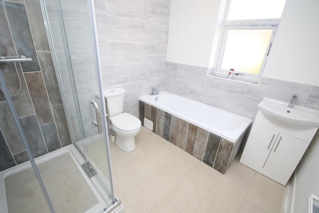 Property photo 3 of 17 Img_7905.Jpg