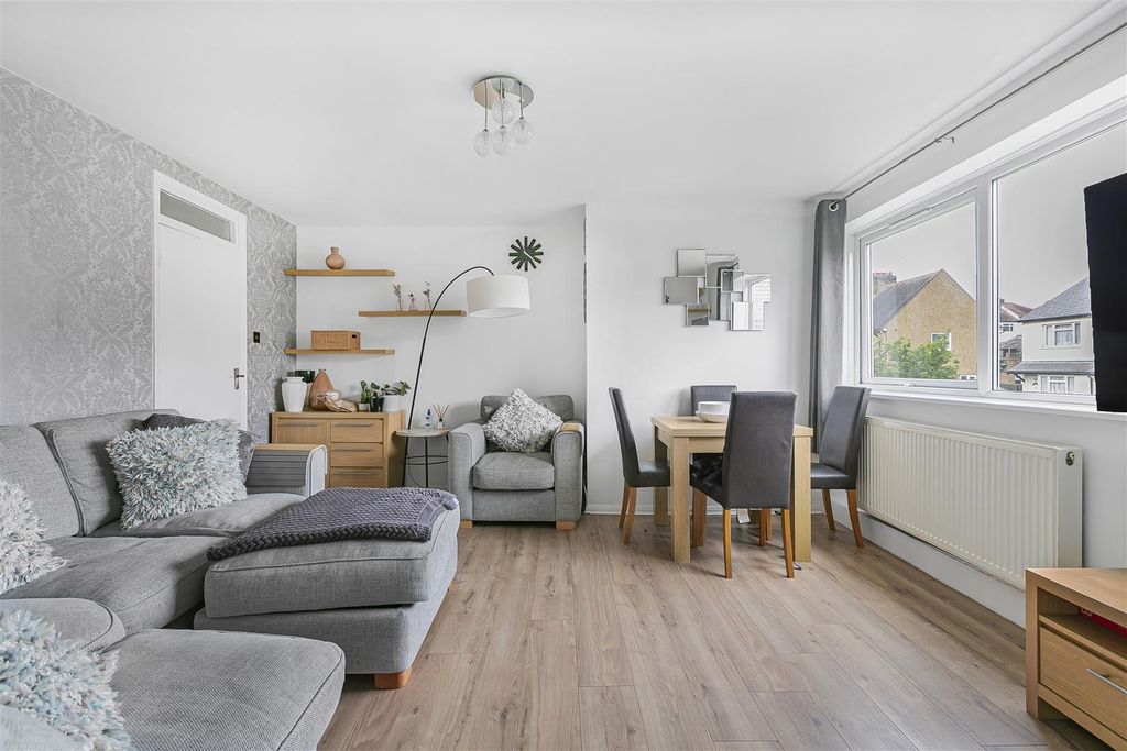 Property photo 1 of 10 10_55824.Jpg