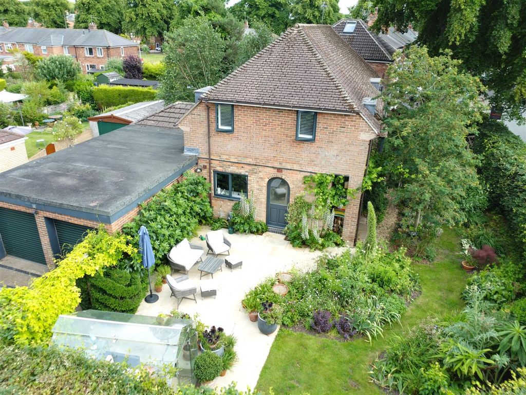 4 bed detached house for saleBishops Croft, Beverley HU17