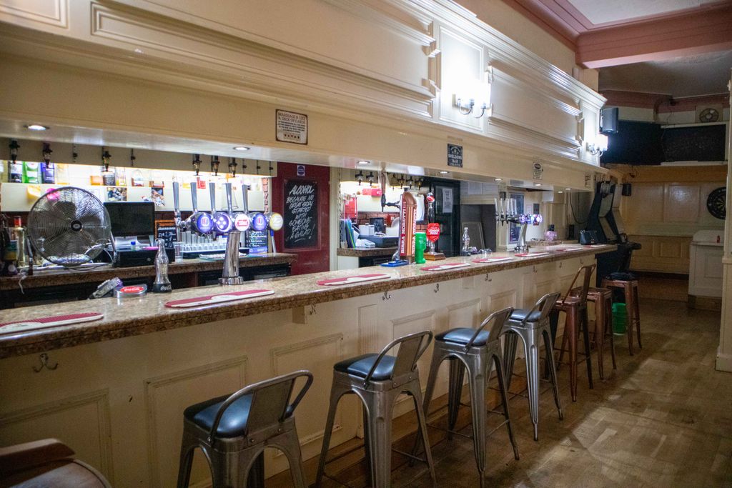 Property photo 2 of 11