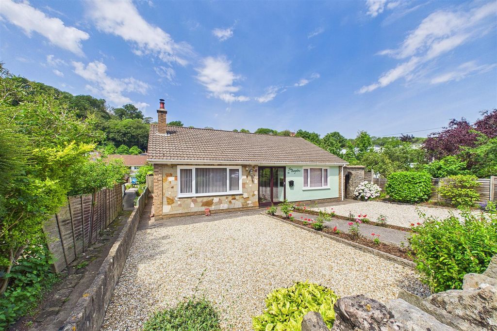 Property photo 1 of 16