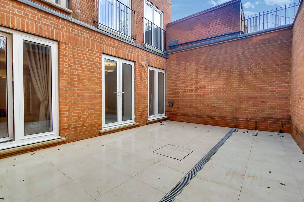 Property photo 3 of 17 Picture No. 26