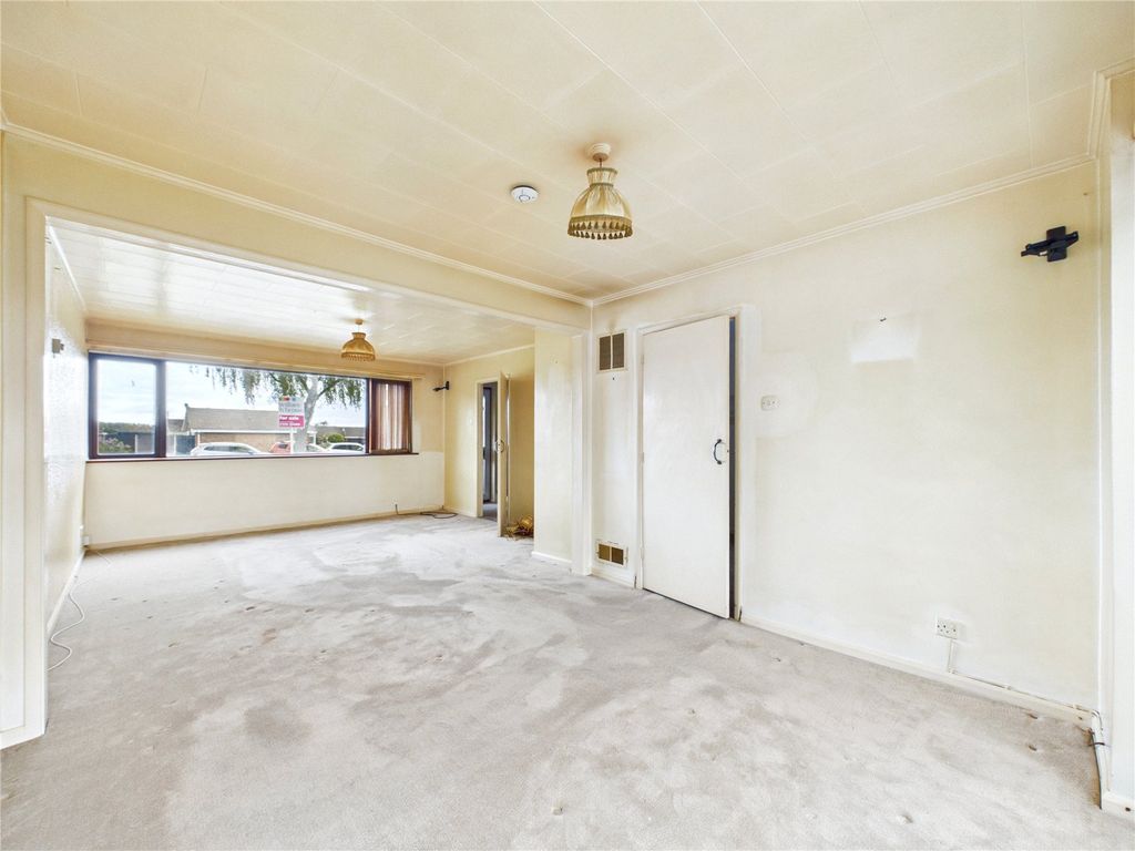 Property photo 2 of 17 Picture No. 04