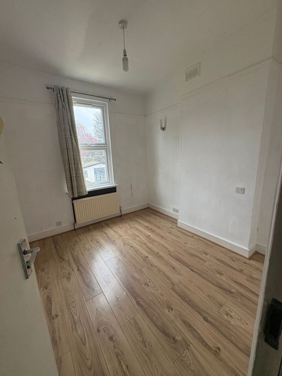 Property photo 3 of 4 Gallery