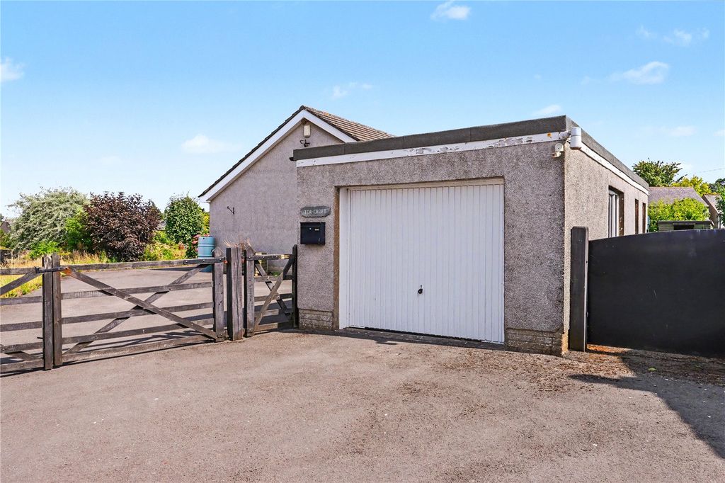 Property photo 1 of 15 Picture No. 16