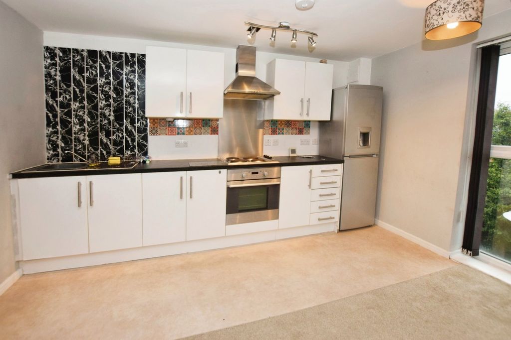 Property photo 3 of 14 Picture No. 08