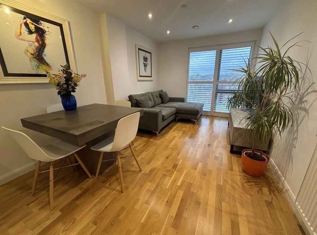 Property photo 3 of 7 Photo 3