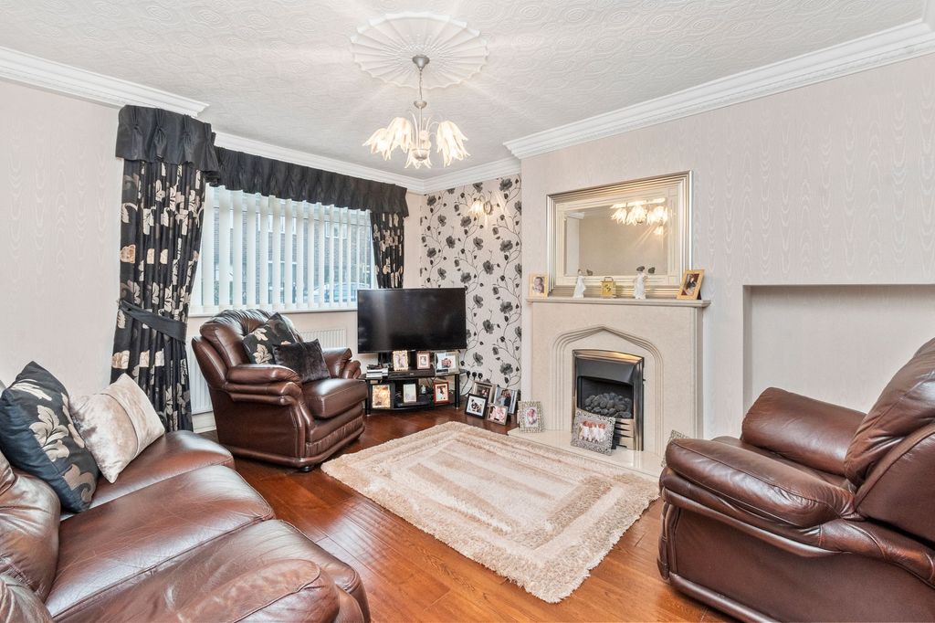 Property photo 3 of 24