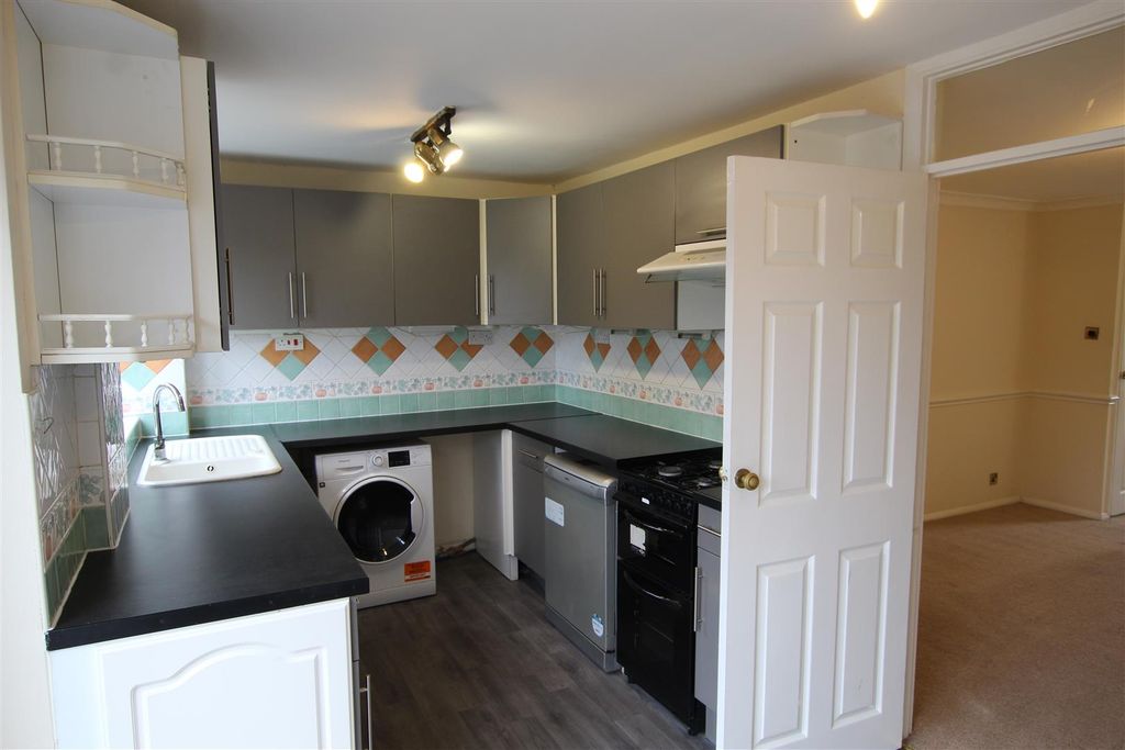 Property photo 2 of 12 Kitchen.Jpg