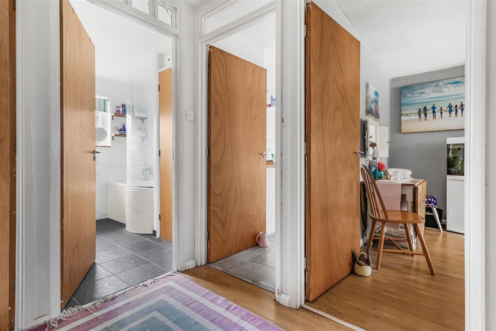 Property photo 2 of 11 16_78532.Jpg