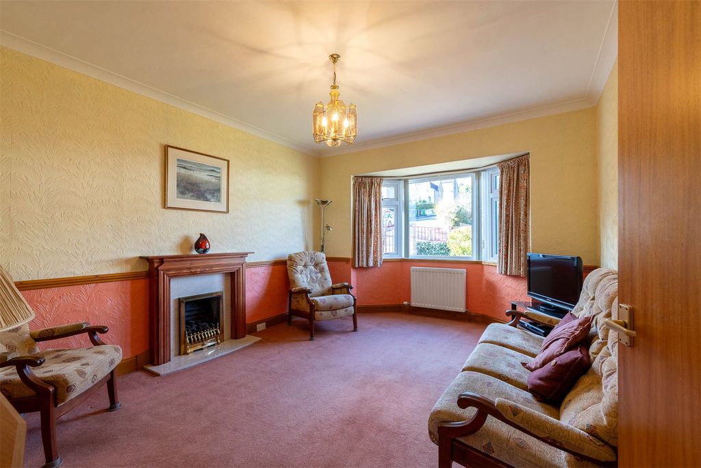 Property photo 2 of 28 Picture No. 02