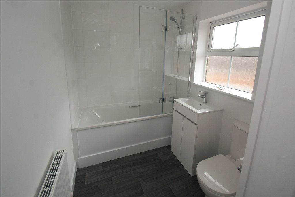 Property photo 3 of 6 Picture No. 05