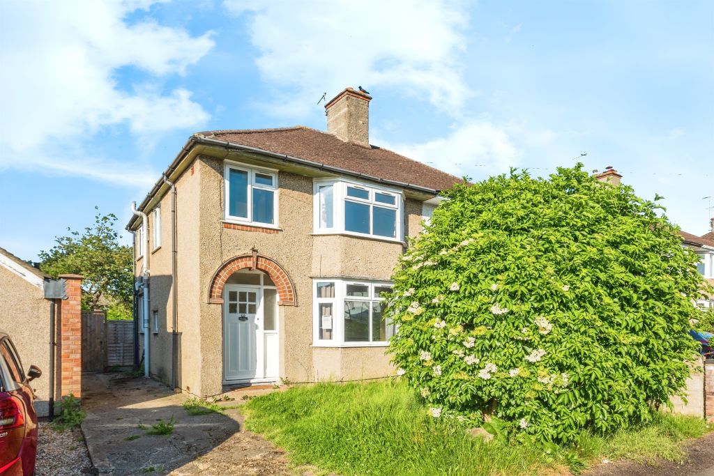 Property photo 1 of 17
