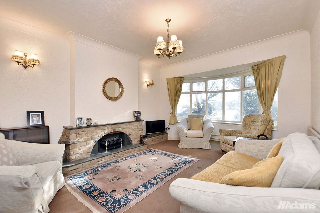 Property photo 2 of 22