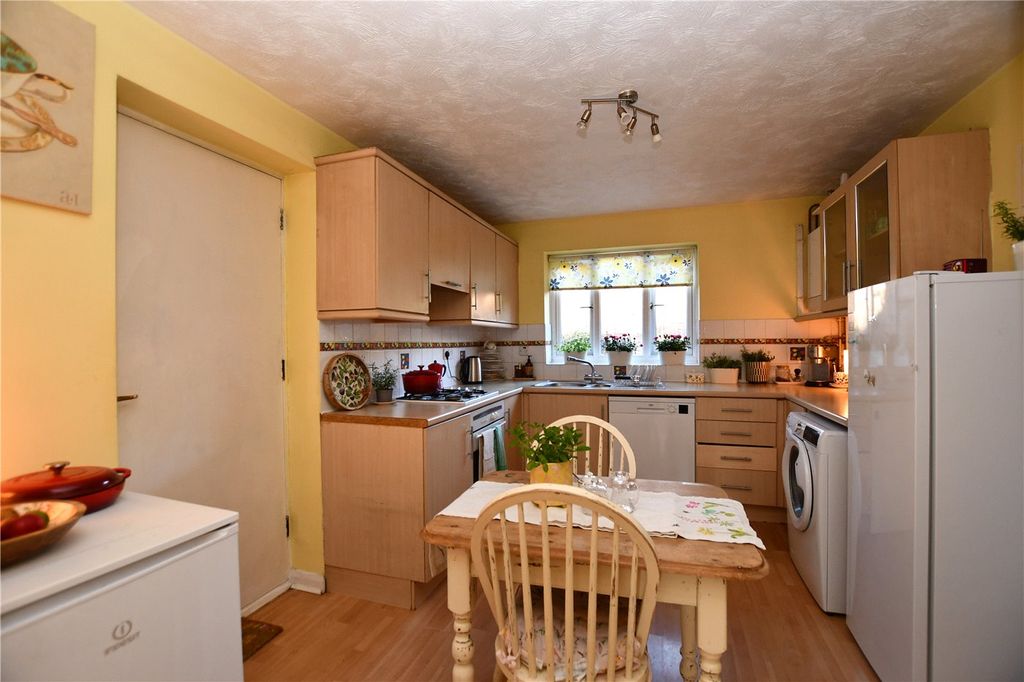 Property photo 2 of 10 Picture No. 08