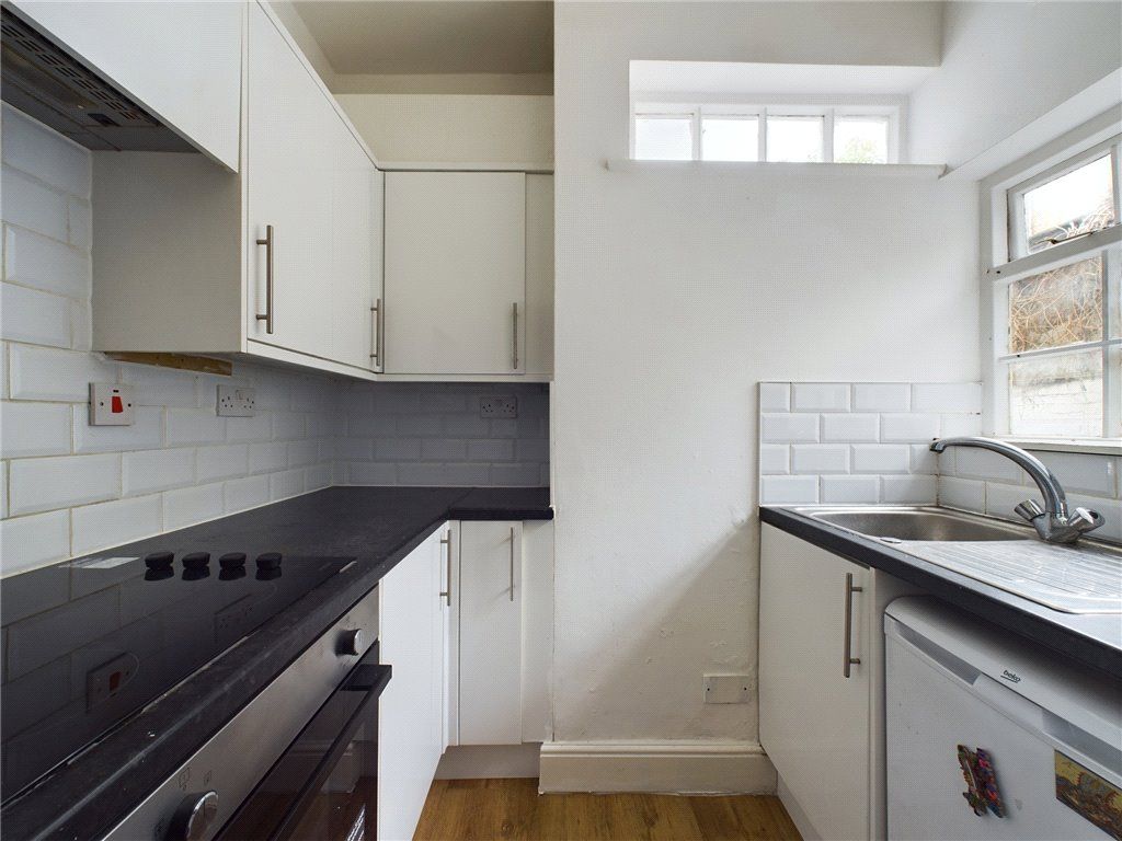 Property photo 3 of 14 Kitchen