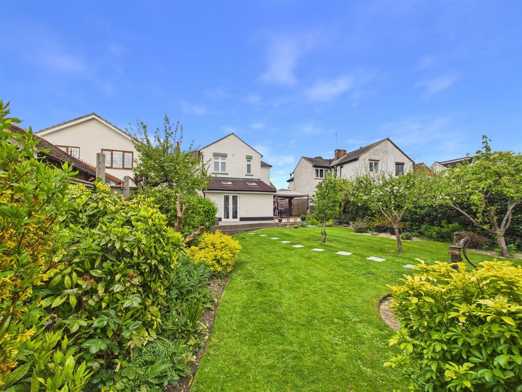 Property photo 2 of 23 Cam02435G0-Pr0224-Still028.Jpg