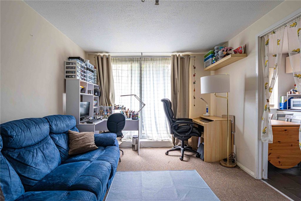 Property photo 3 of 12 Picture No. 17