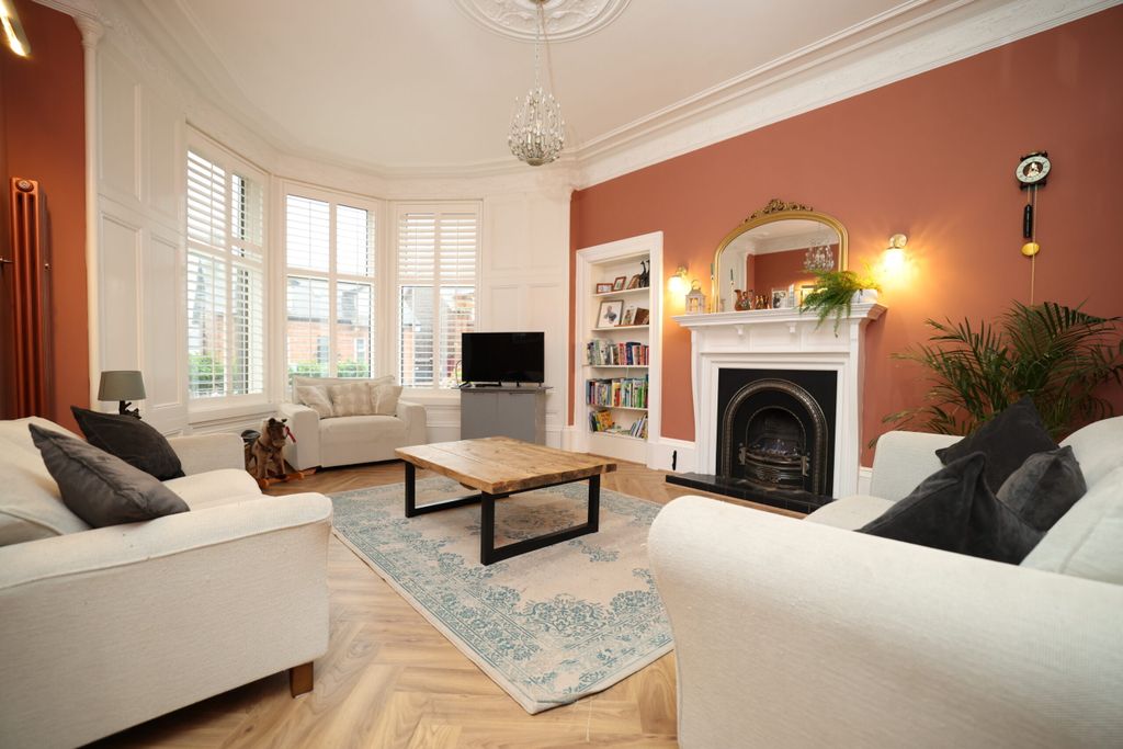 Property photo 2 of 42