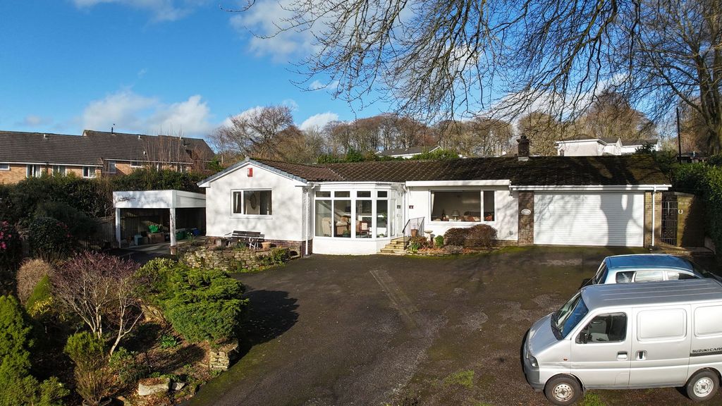 Property photo 1 of 24