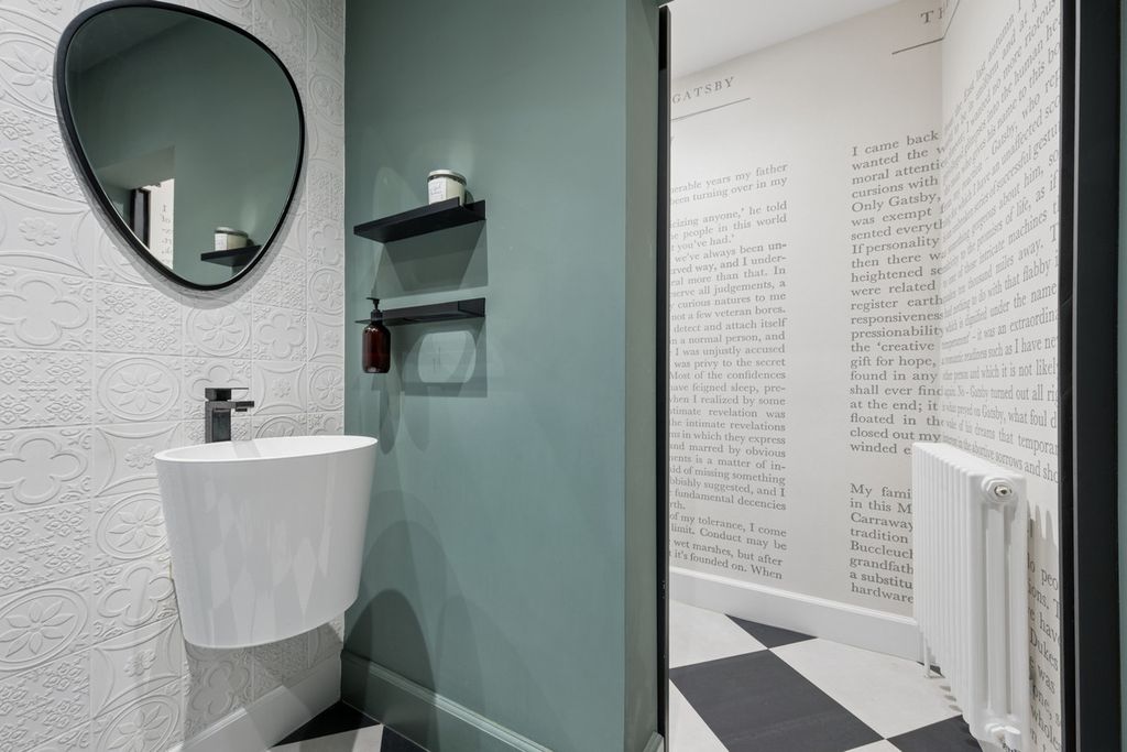 Additional image 18 of 7 bed detached house for saleAlwoodley Lane, Alwoodley, Leeds LS17