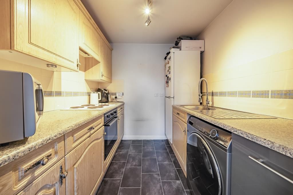 Property photo 2 of 16 Kitchen