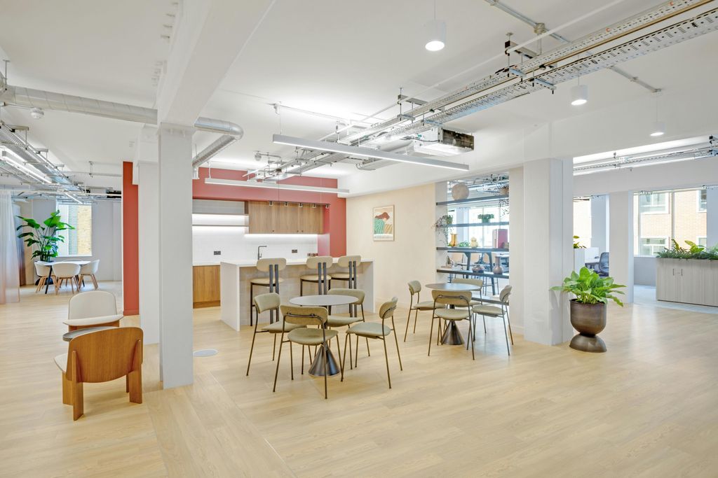 Property photo 3 of 22 02Adce84592Mrpjj20 Kirby St14.Jpg