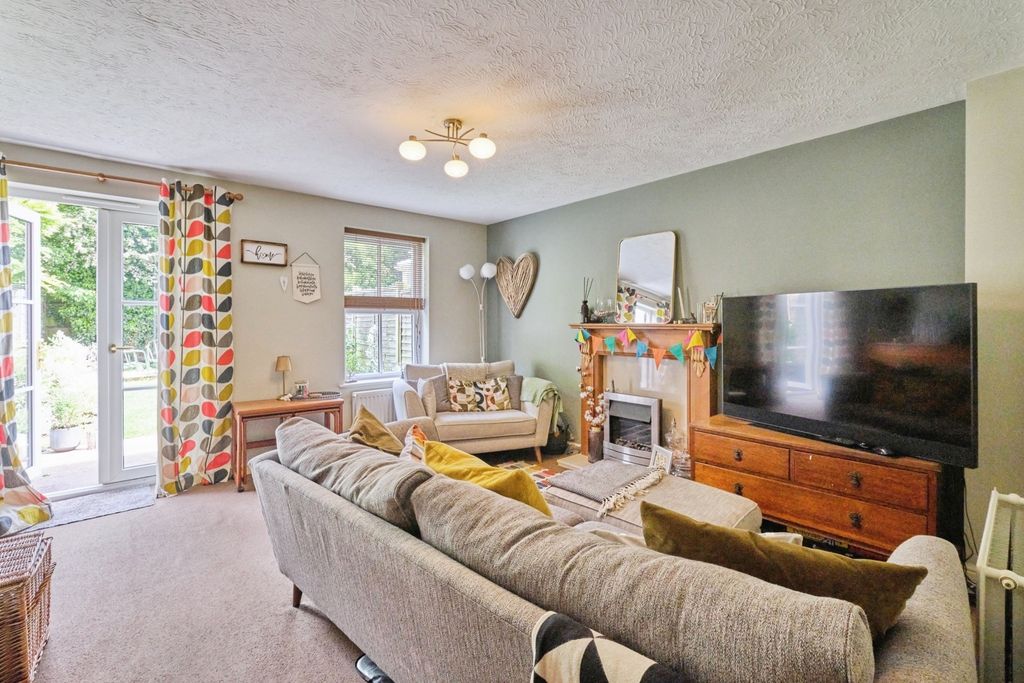 Property photo 2 of 22 Pbox-Img.Jpg