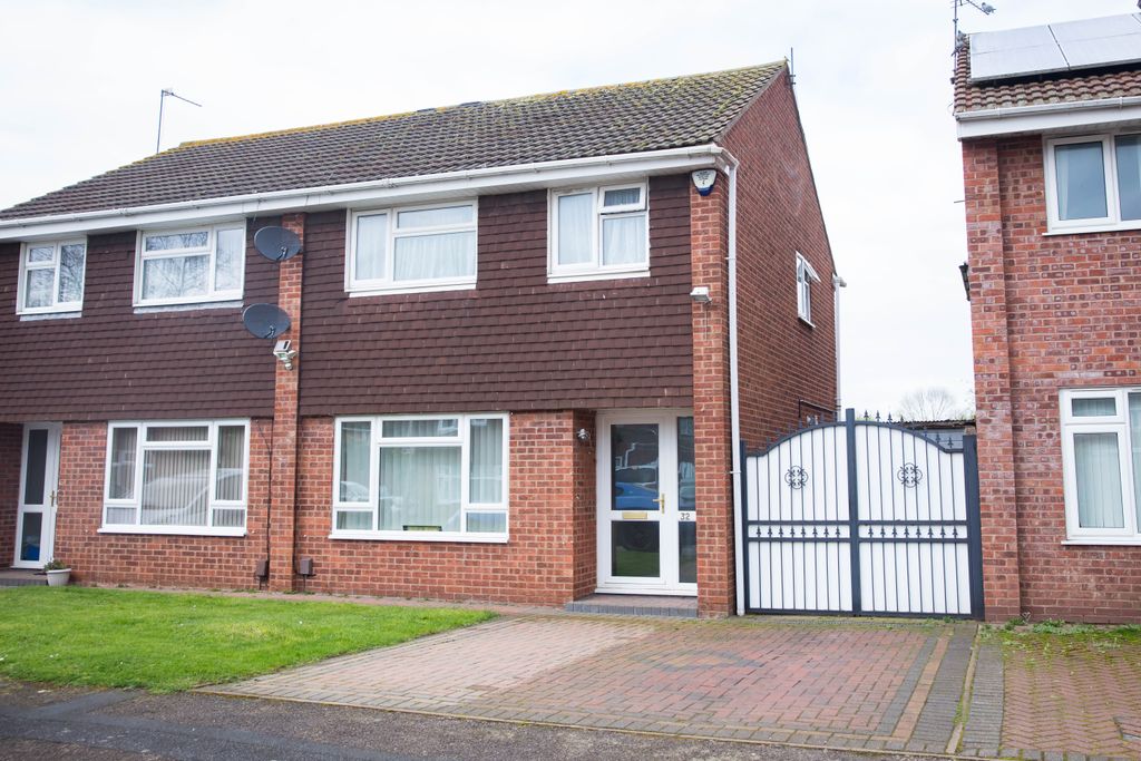 Property photo 1 of 13 Frontage