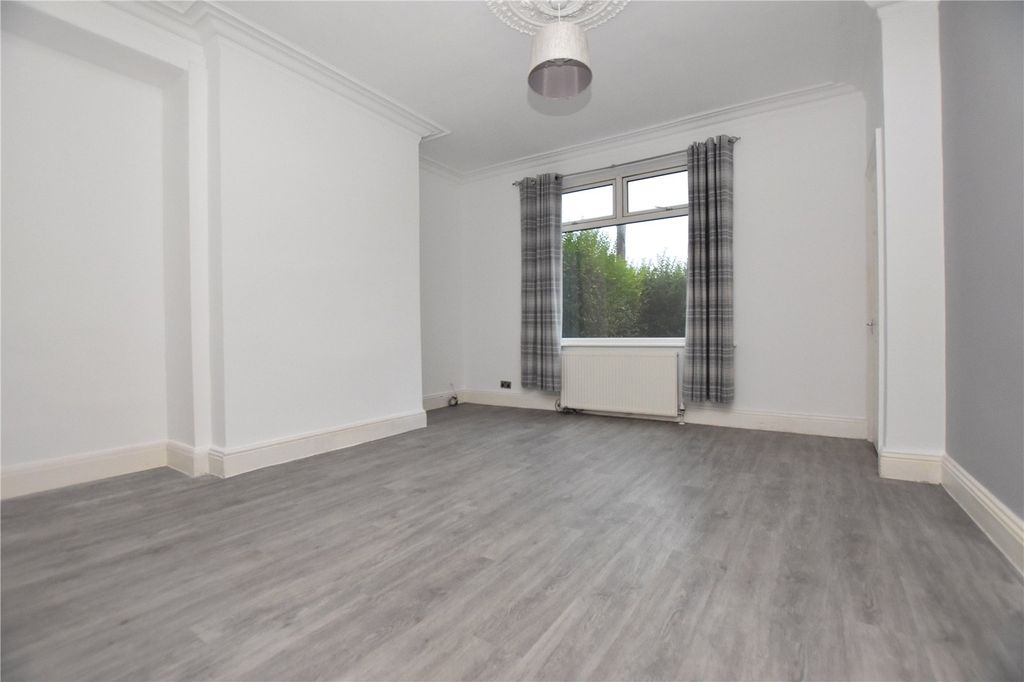 Property photo 2 of 22 Picture No. 02