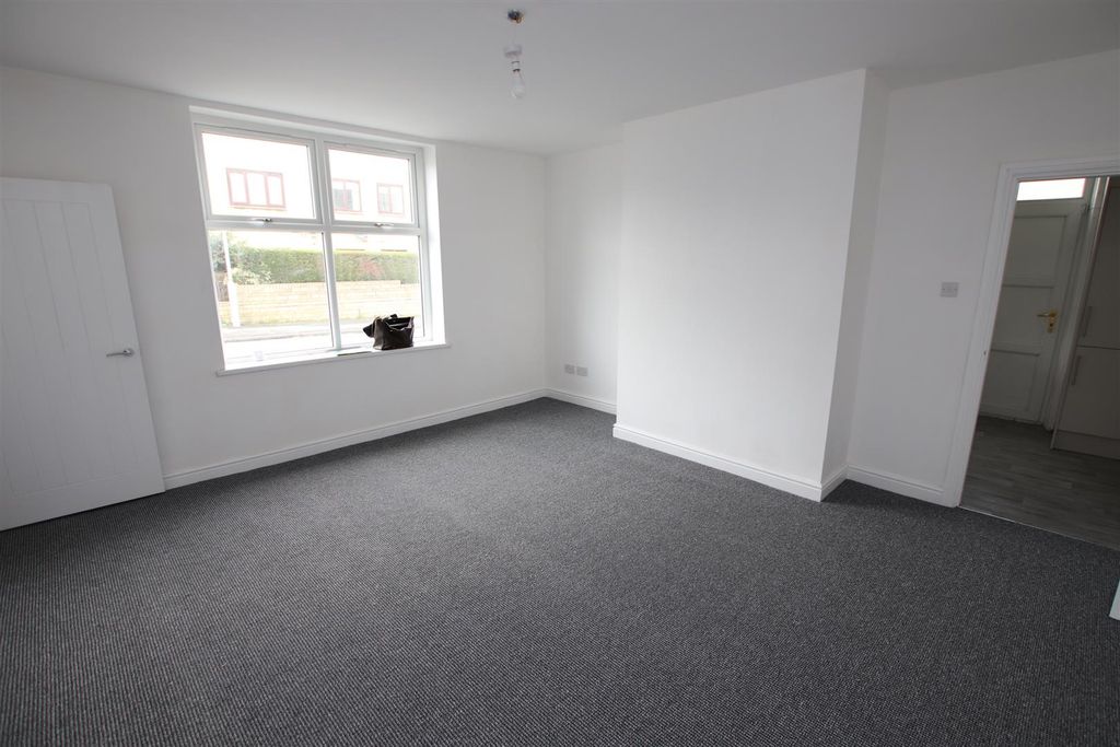 Property photo 2 of 10 Img_4216.Jpg