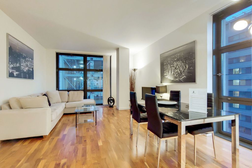 Property photo 2 of 5