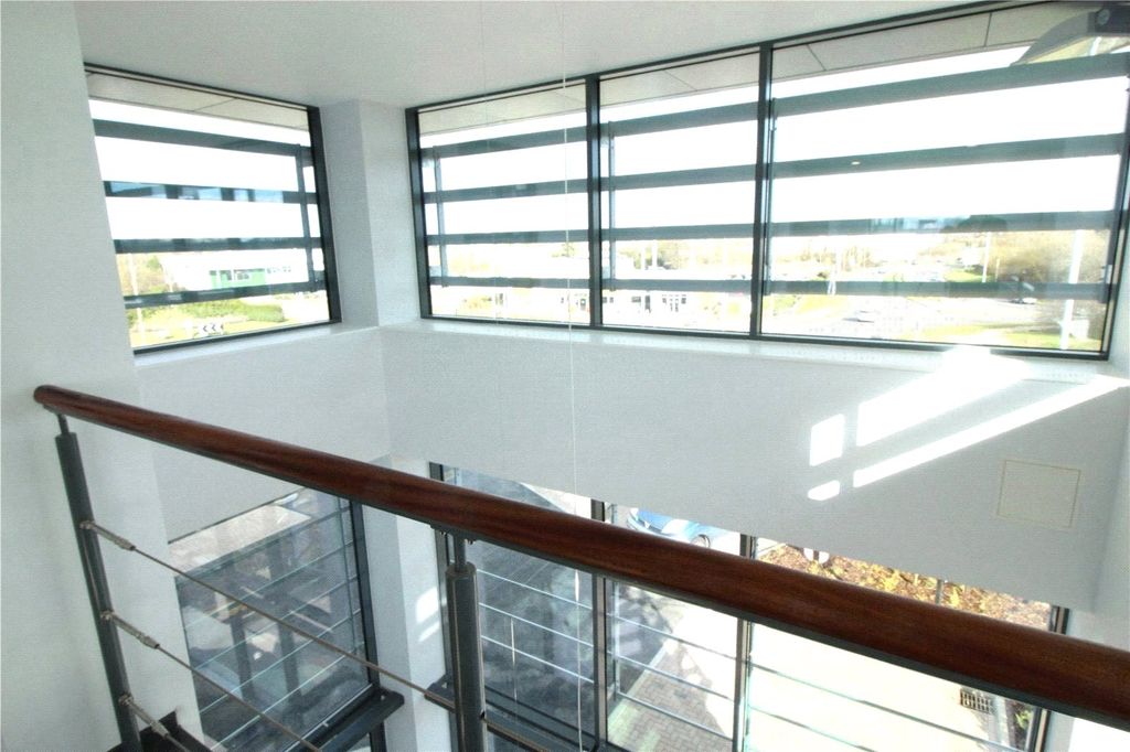 Property photo 1 of 10 Photo 03