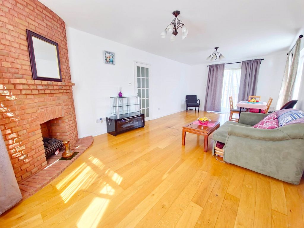 Property photo 3 of 17 Picture No. 10