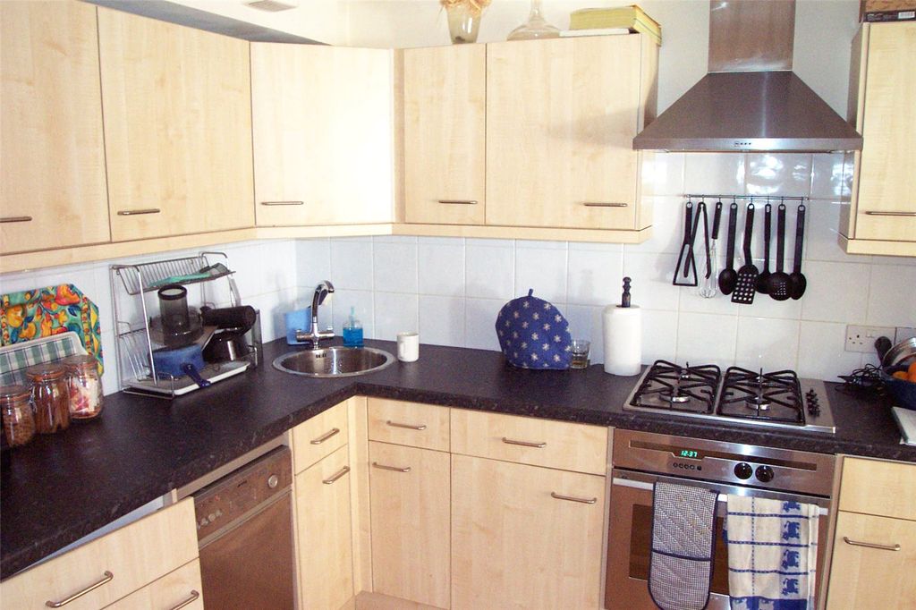 Property photo 2 of 6 Picture No. 09