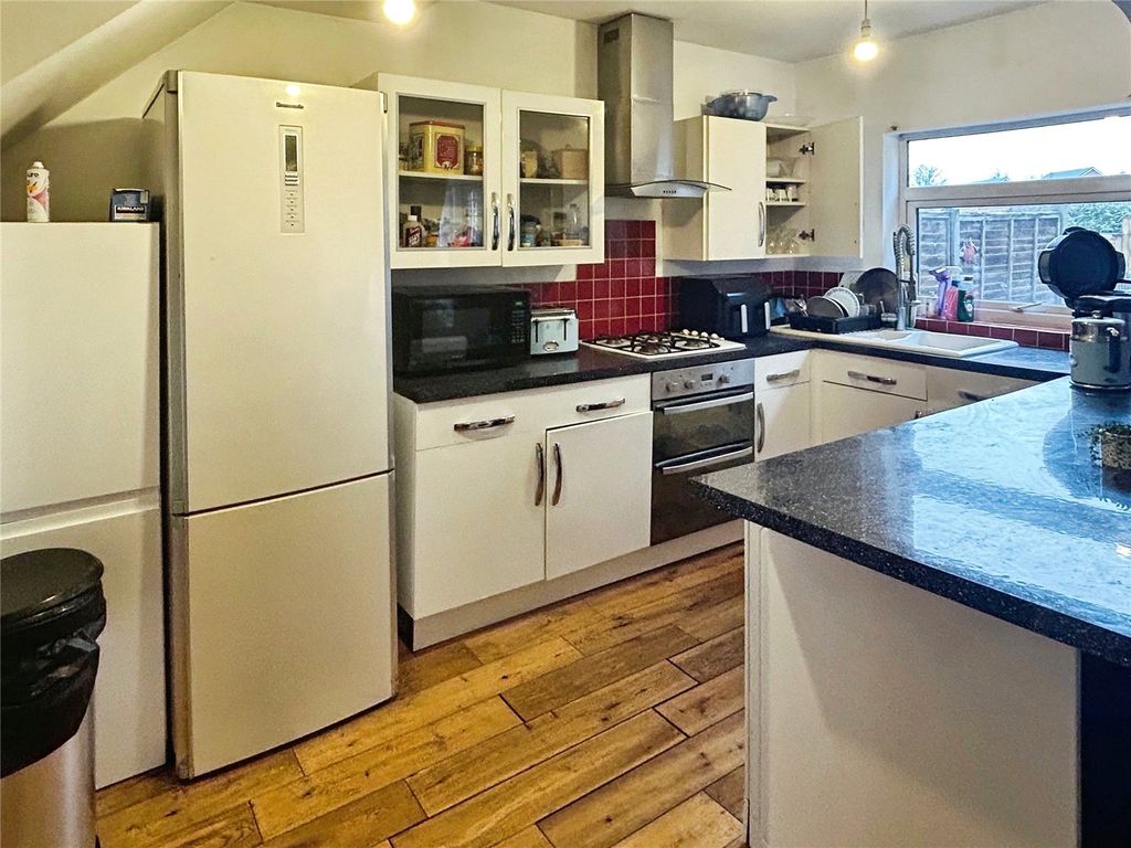 Property photo 3 of 12 Picture No. 15