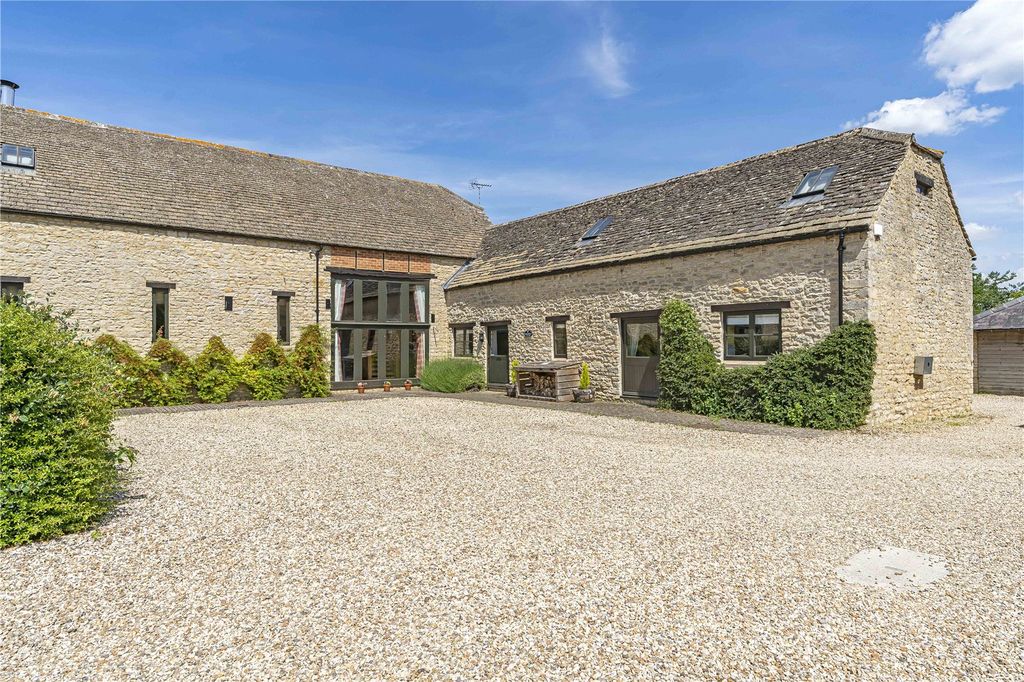 Property photo 1 of 21 Picture No. 27