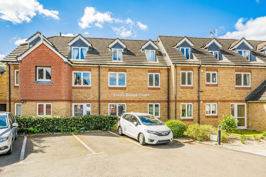 Property photo 1 of 6