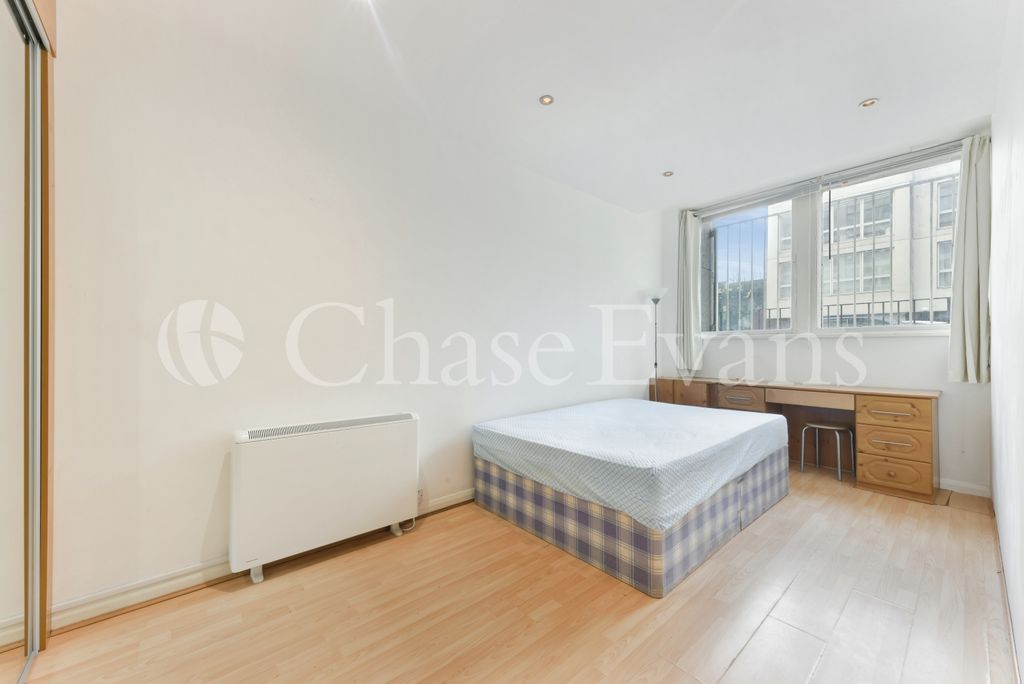 Property photo 2 of 11 Metro Central Height