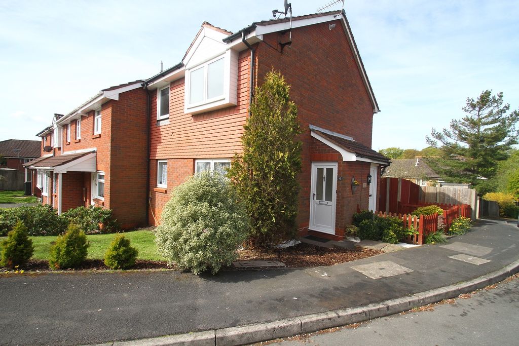 Property photo 1 of 8