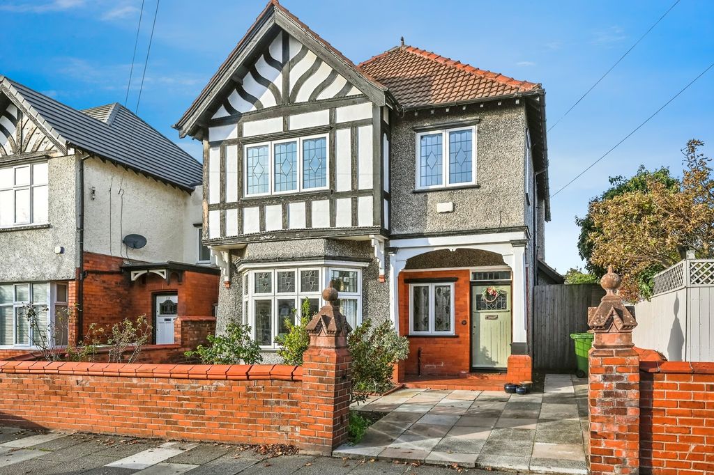 Property photo 1 of 19 Photo