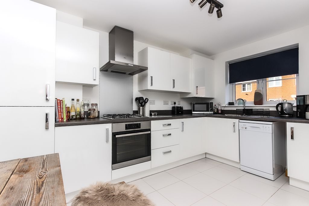 Property photo 3 of 9 Lounge/Diner/Kitchen