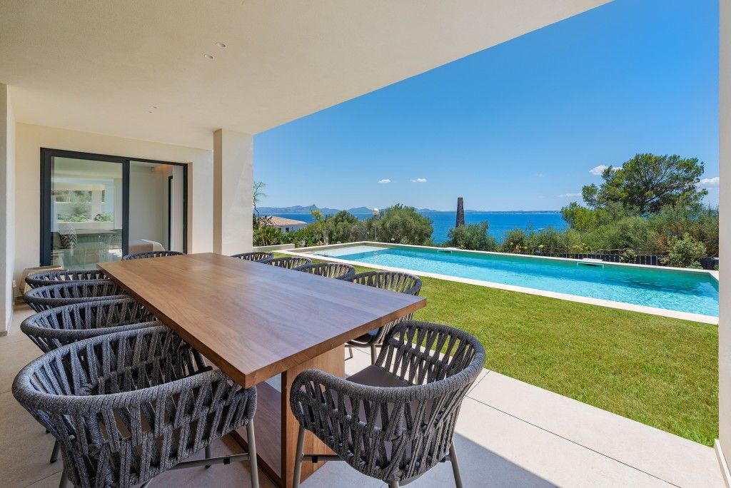 Property photo 3 of 20 Covered Terrace