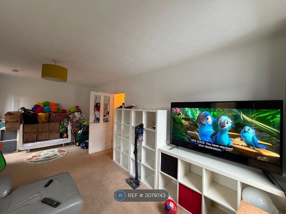 Property photo 3 of 21